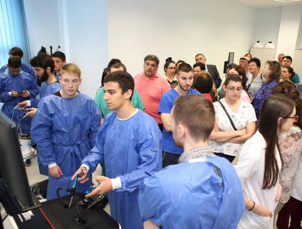 МУ – Пловдив е домакин на обучение на млади лекари със симулатори