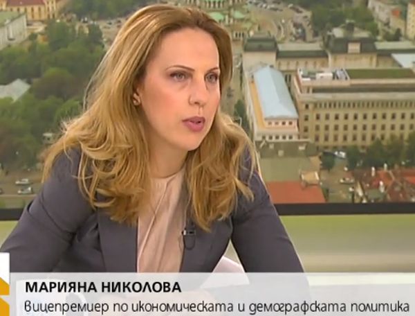 Марияна Николова: Трябва да действаме със стимули и мерки, за да повишим раждаемостта