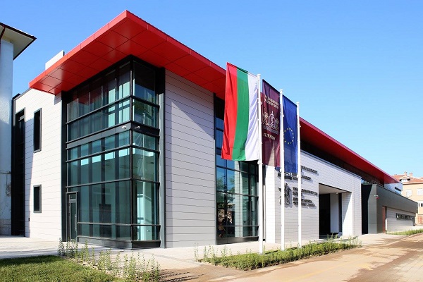 Световни специалисти по лазерно зъболечение се събират в Пловдив