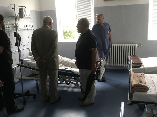 Болниците имат готовност да увеличат доходите на медицинския персонал