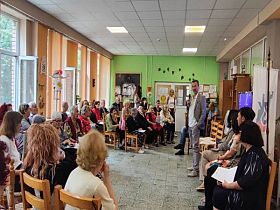 Експерти от НЗОК разясняват здравните права на възрастни в домове