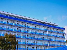 Ръководството на МБАЛ „Св. Анна“ – Варна кани напускащите лекари на разговор