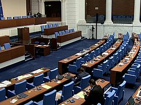 Депутатите пак отхвърлиха задължителното уведомяване за извършени медицински дейности (Допълнена)