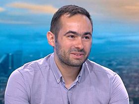 Д-р Чипев: Всички медицински становища са в посока да няма смяна на времето