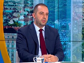 Кирилов: Очакват се около 100 хил. дози противогрипни ваксини за аптеките
