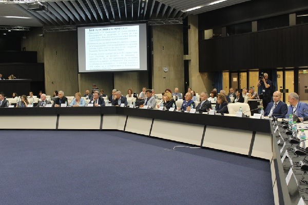 АБЗ: 350 000 души са застраховани допълнително към момента