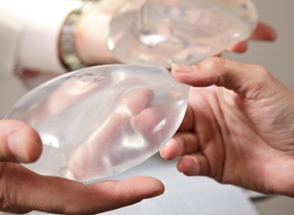 Изтеглят опасни гръдни импланти от световните пазари