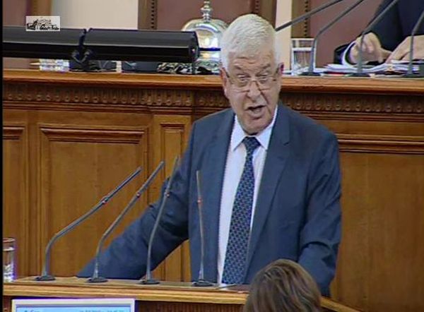 Министърът: Публичните разходи в здравеопазването се увеличават ежегодно