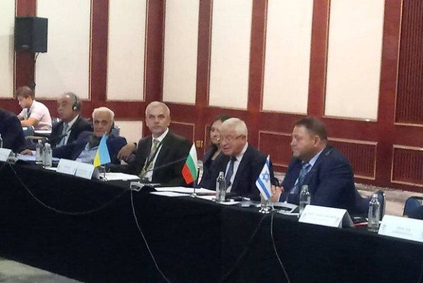 Министър Ананиев: Форумът на ЮЕМФ ще помогне за усъвършенстване на здравните системи