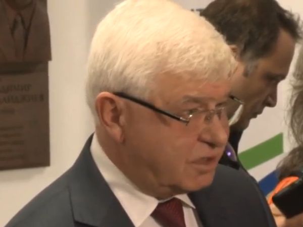 МЗ: Имаме 740 инфекциозни легла, 230 от тях са свободни