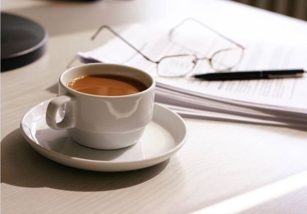  От печата: Стотици доброволци в болниците, блокираха пътя към Витоша, редактират Закона за мерките