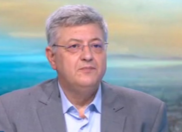 Доц. Буланов: Рисковете за персонала от COVID са неимоверни, независимо от предпазните средства