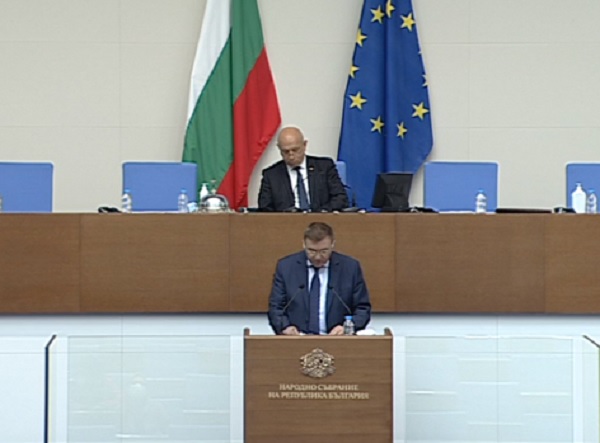 Парламентът реши: Правителството да актуализира Националния план при грипна епидемия