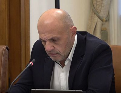 Още 80 млн. лв. за медиците на първа линия отпуска правителството