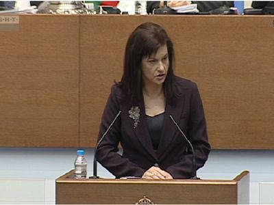  Здравният министър с възможност да спре износа на лекарства в епидемия 