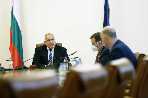 Възстановяваме полетите от Великобритания и Северна Ирландия