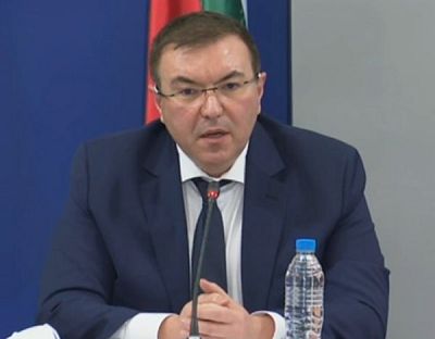 10 медици се лекуват от COVID-19 в интензивни отделения към момента