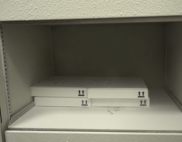 Първите ваксини срещу COVID-19 пристигнаха у нас