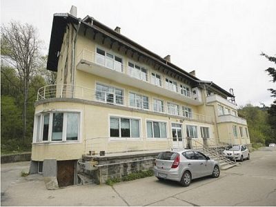 Специализанти спасяват от затваряне белодробната болница във В. Търново