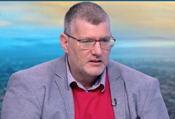 Проф. Момеков: Втората доза на ваксината срещу COVID-19 не трябва да се отлага