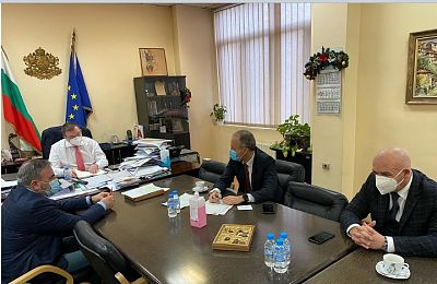  21% от учителите искат да се ваксинират