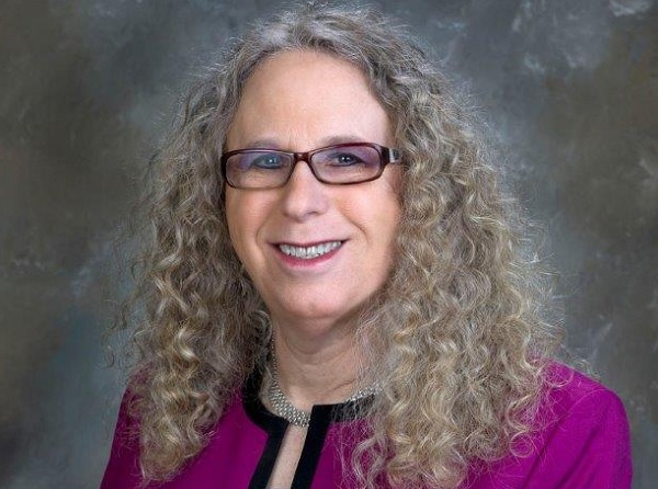 Транссексуална педиатърка ще бори COVID в САЩ  