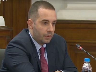 Четири ваксини срещу COVID ще са достъпни у нас през пролетта