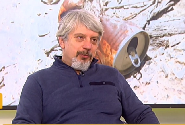 Проф. Витанов: Третата вълна идва до дни