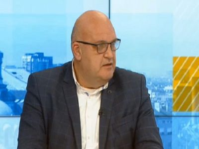 Д-р Брънзалов: При масовата ваксинация и самите пациенти трябва да са точни 