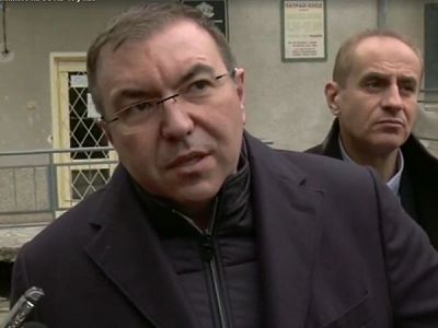 Проф. Ангелов: Към областите с по-висока заболеваемост ще се насочват повече ваксини