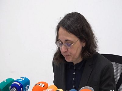 Жени Начева: 70 000 се записаха онлайн за ваксина 