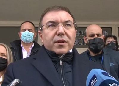 Спирането на „Астра Зенека“ е заради смърт на ваксинирана жена (Обновена)