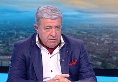 Проф. Начев: Готвим се за най-лошото - цели болници да станат COVID