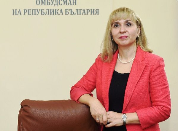 Омбудсманът поиска от МЗ да разпореди сертификатът за ваксинация да е безплатен