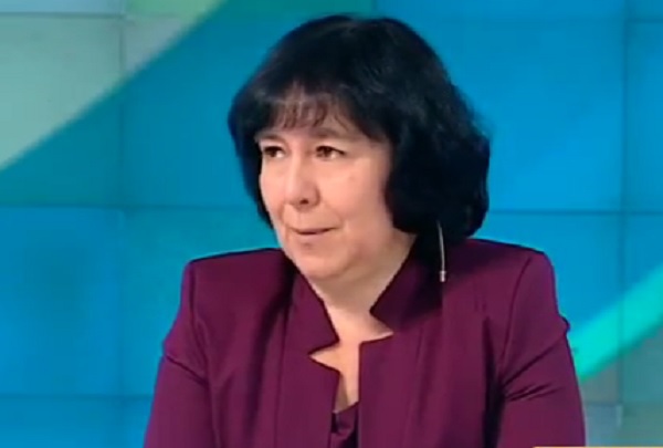 Проф. Петрова: Министърът трябва да опредeли групите, които да се ваксинират задължително