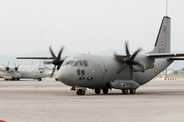 Тримесечно бебе е превозено до Париж със „Спартан“ и екип на Детската болница