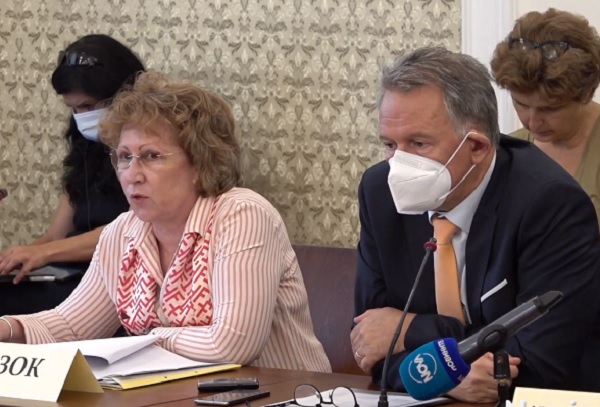 Министърът: Общо 334 млн. лв. са нужни допълнително за здравеопазване