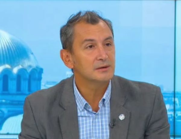 Доц. Околийски: СЗО препоръча училищата да бъдат последните затваряни и първите отваряни при пандемия 