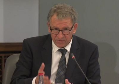 Кацаров: Неприемливо е да се тестват само определени деца в училищата