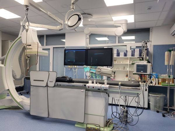 Нов ангиограф вече работи в „МБАЛ-Пазарджик“