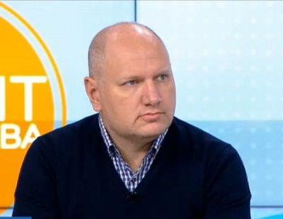 Доц. Шиваров: Дори преболедувалите е добре да са ваксинират, защото изграждат по-добра защита 