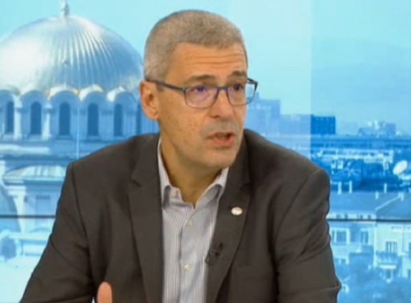 Проф. Гетов: Ваксините са като електромобилите – решават глобален проблем