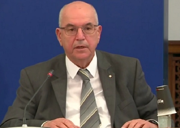 Проф. Гигов: Нека да продължим да убеждаваме хората да се ваксинират