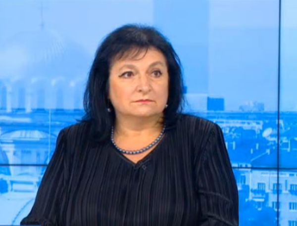 Доц. Гломб: Вероятно ще се наложи да се ваксинираме срещу коронавирус всяка година