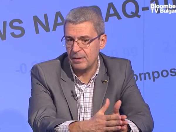 Проф. Гетов: Омикрон може да се самоограничи и да сложи край на пандемията