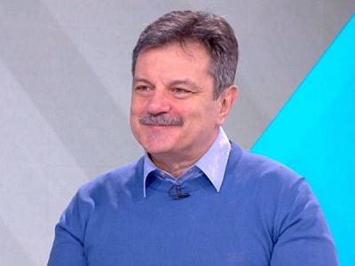 Д-р Симидчиев: Трета доза може да ни предпази от омикрон