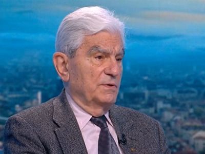 Акад. Петрунов: Задължителната ваксинация е правилна стъпка, а зеленият сертификат за антитела е абсурден 