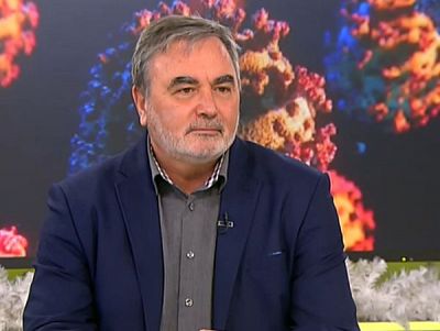 Доц. Кунчев: Един български град си замина, а антиваксърите продължават да разпространяват какво ли не 