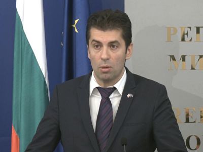 Допълнителни 75 лв. за всеки ваксиниран пенсионер обяви Кирил Петков