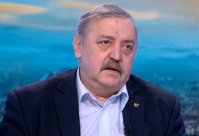 Проф. Кантарджиев: Опасността от Омикрон е, че много хора боледуват едновременно